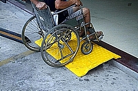 רמפה PVC מחוזקת לכסא גלגלים